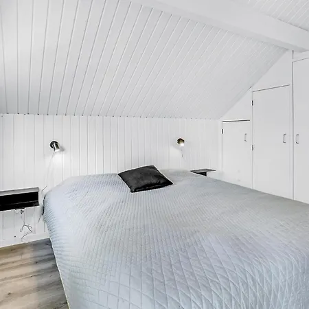 Stunning In Juelsminde With Wifi Hébergement de vacances *